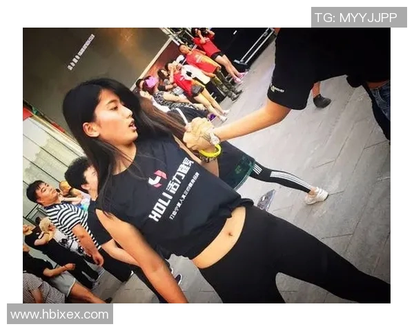 Nike杭州活动汇聚足球明星激情点燃运动热潮 Nike杭州活动汇聚足球明星激情点燃运动热潮